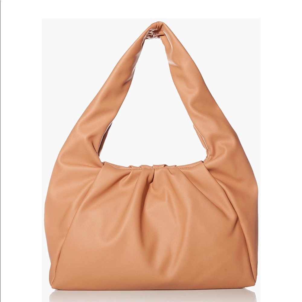 Tan scrunch shoulder bag